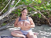 annieTH09022014_05.jpg