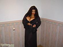 thIsisblacklingerie_004.jpg