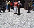 thl12102003_02.jpg