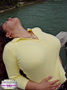 lucyTH15022009_05.jpg