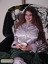 lucyTH29112009_05.jpg