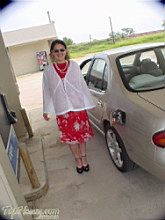 lucyTH22052011_04.jpg