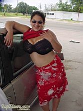 lucyTH22052011_05.jpg