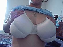 lucyTH16092012_04.jpg