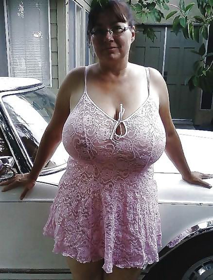 Mature Big Tits Boobs 52