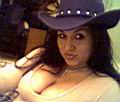 ths04042004_05.jpg