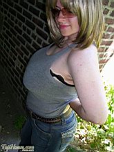 suzanneTH05062011_02.jpg